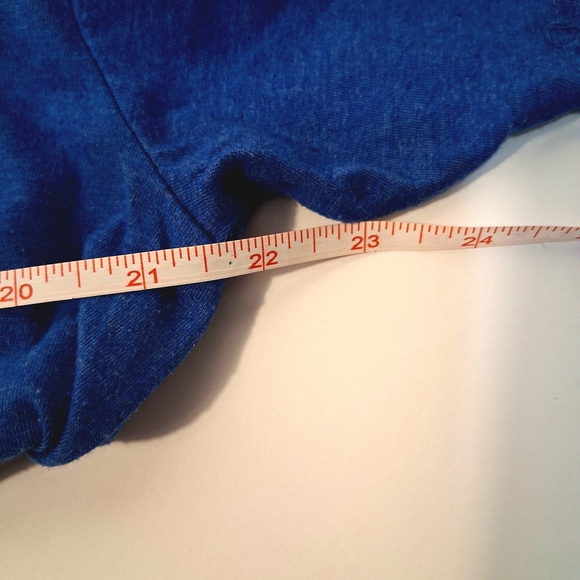 Blue Cat-Themed Graphic T-Shirt - Picture 6 of 6